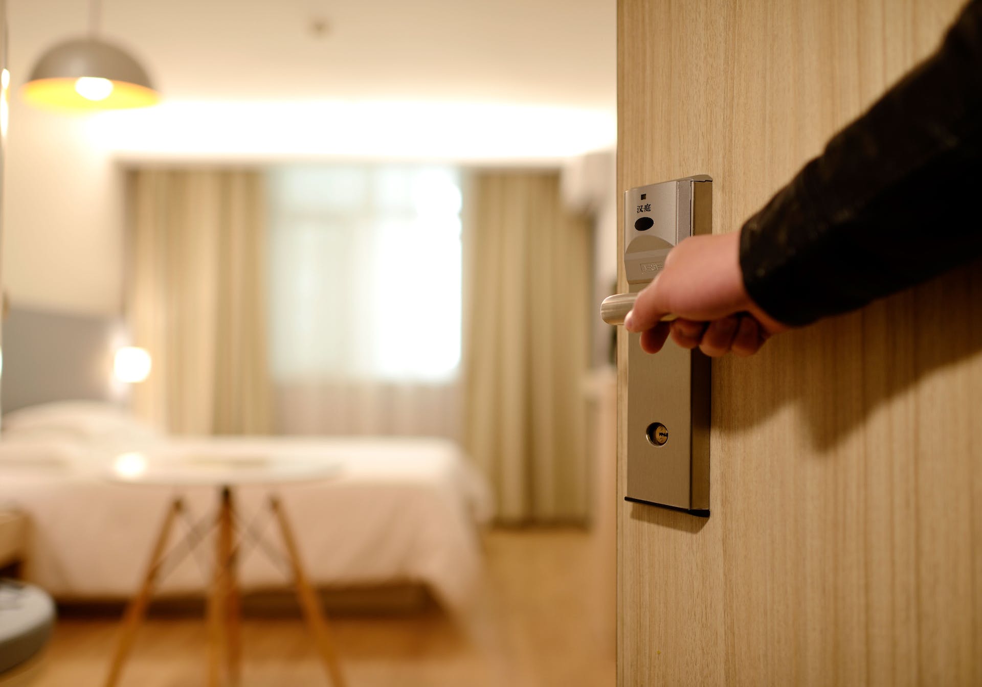 Excellent Guest Services: 10 Tips for Your Hotel